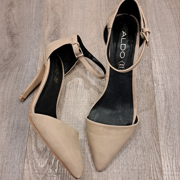 Aldo Shoes - ALDO Tan Heels